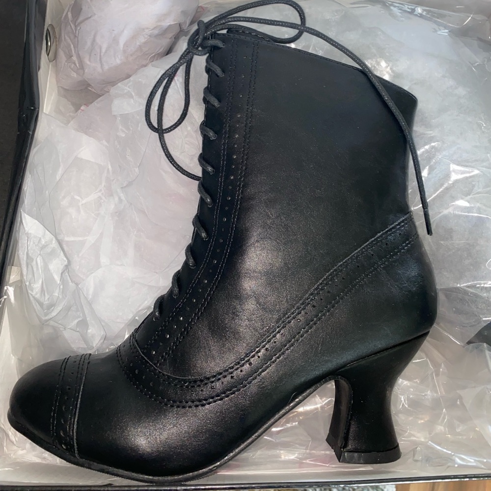 New In Box Victorian Bootie